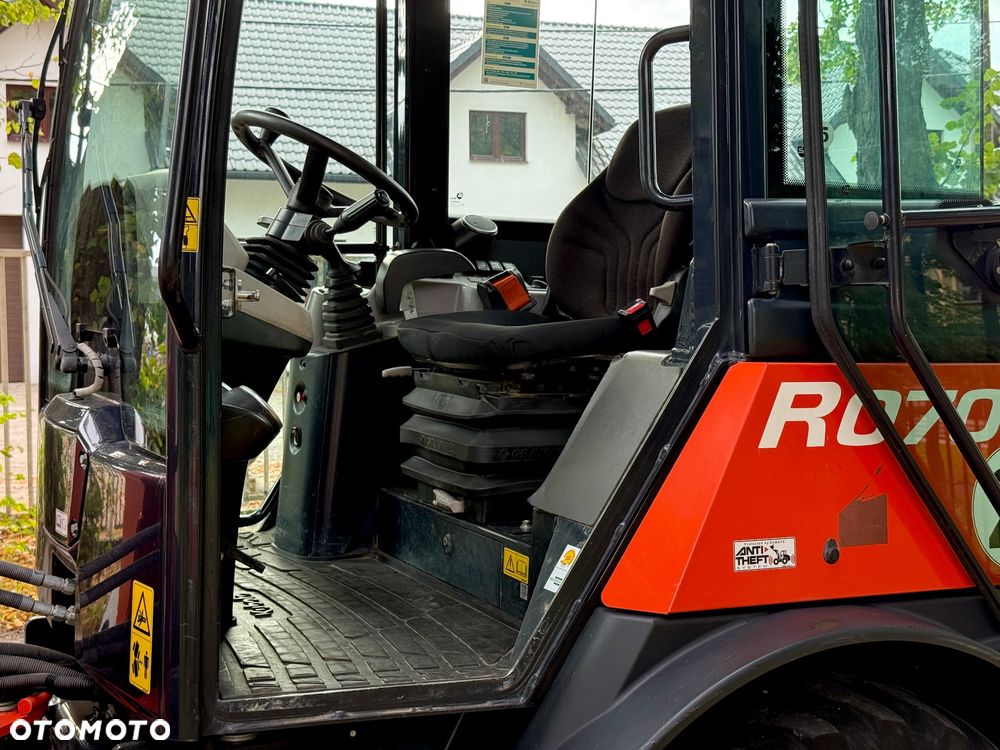 Kubota Ładowarka R070 - 23