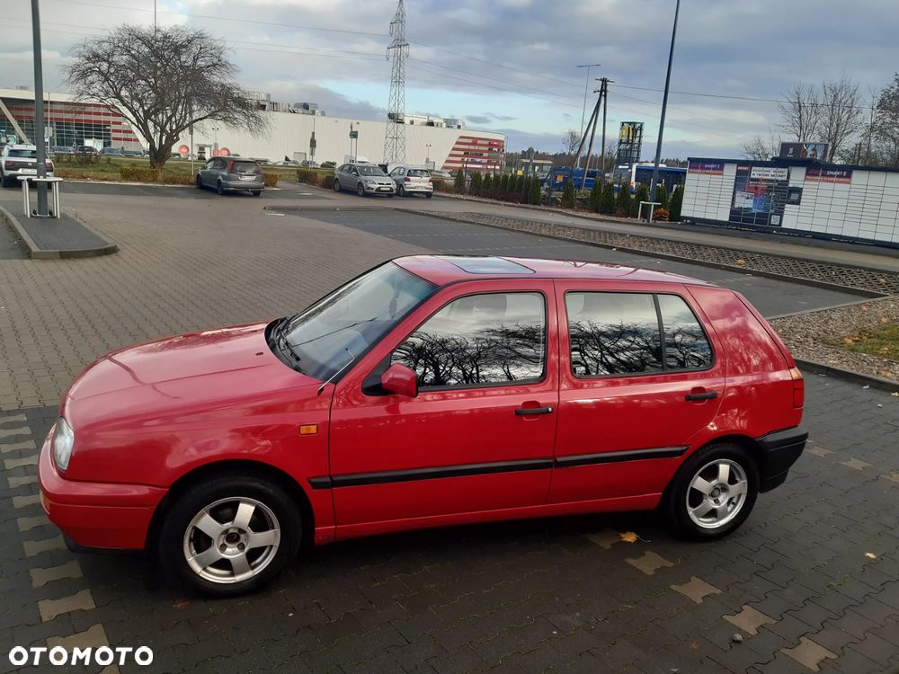 Volkswagen Golf 1.8 CL - 6