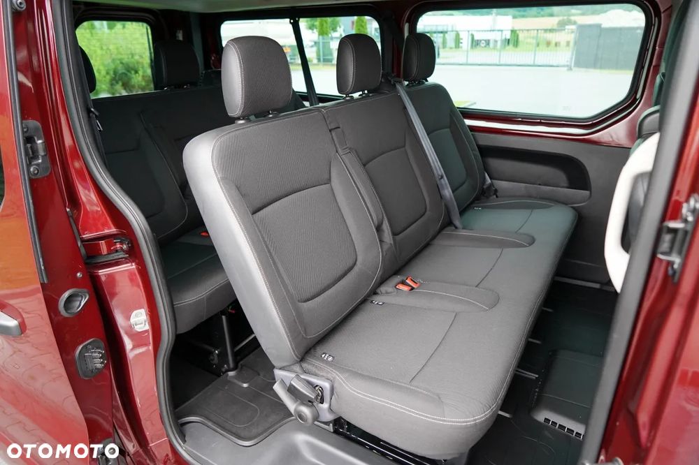 Renault TRAFIC III / BUS / 9 MIEJSC / 2022 ROK / PIERWSZY WŁAŚCICIEL / SERWISOWANY - 34