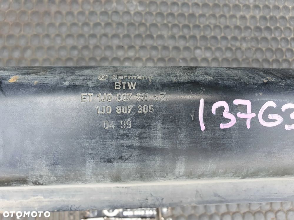 Belka 1J0807311 1J0807305 1J0807558 Rama Zderzaka Tyl Tylna Strefa Zgniotu VW Golf IV 4 Bora Seat Leon I 1 - 5