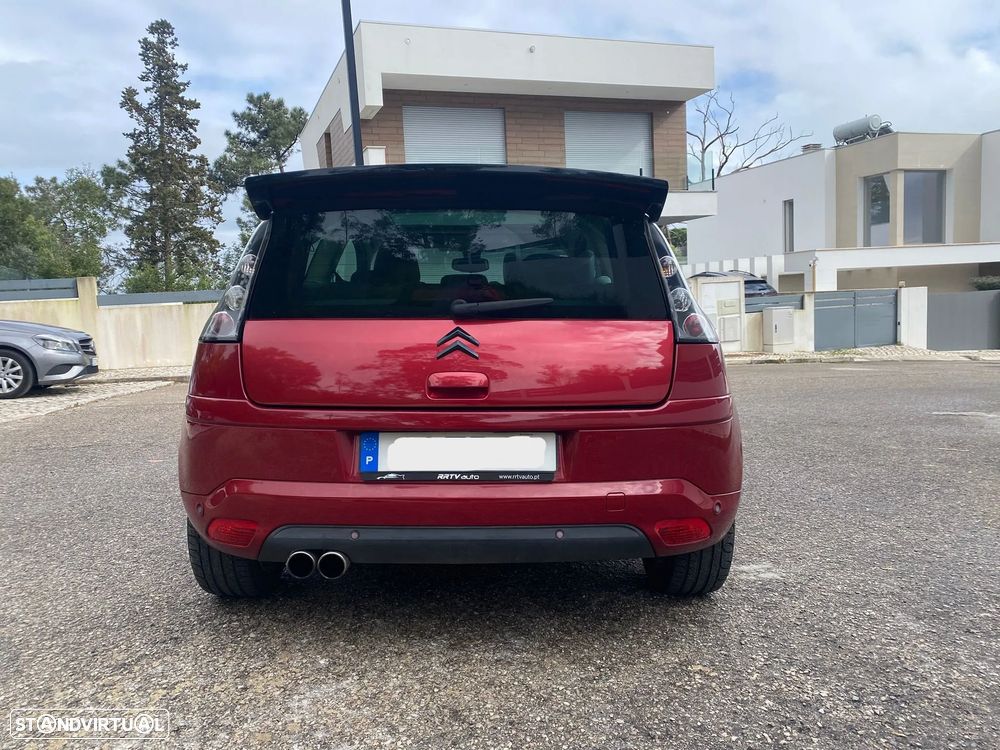 Citroën C4 1.6 HDi 110 VTR Pack - 2