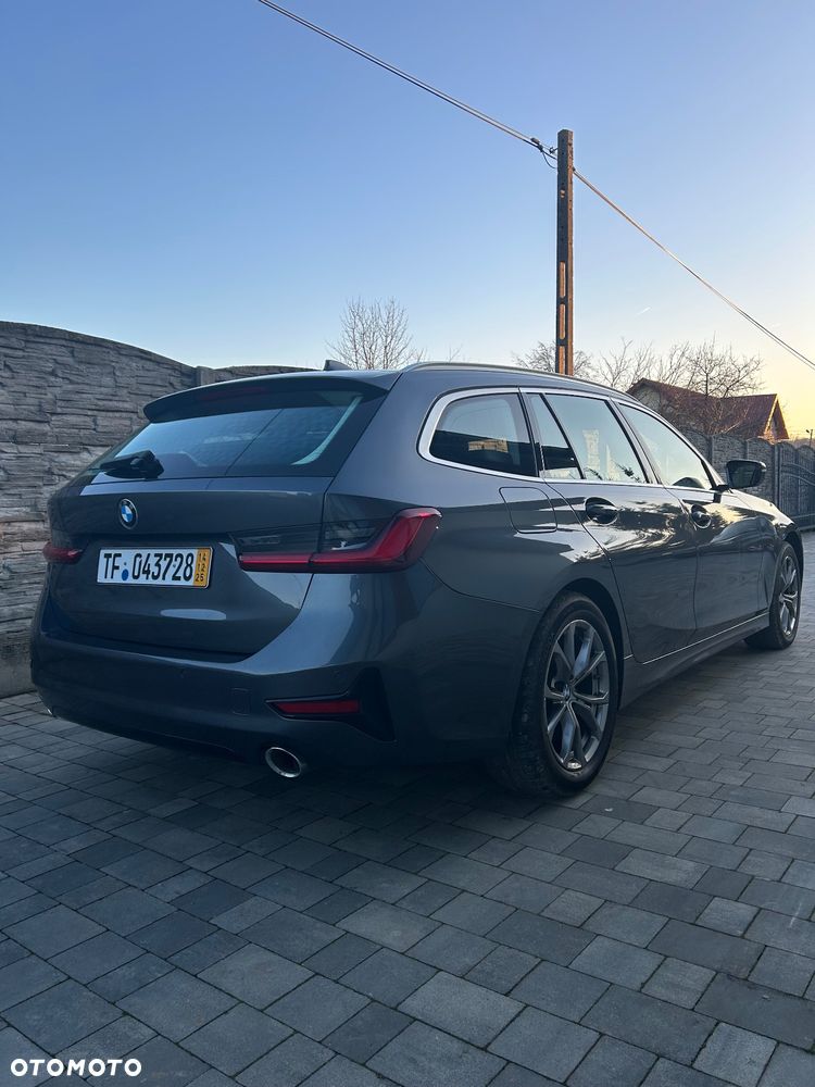 BMW Seria 3 320d - 4