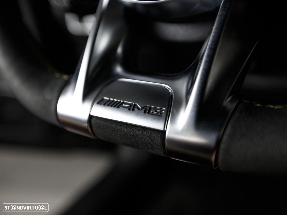 Mercedes-Benz CLA 45 AMG S Shooting Brake 4Matic+ - 15