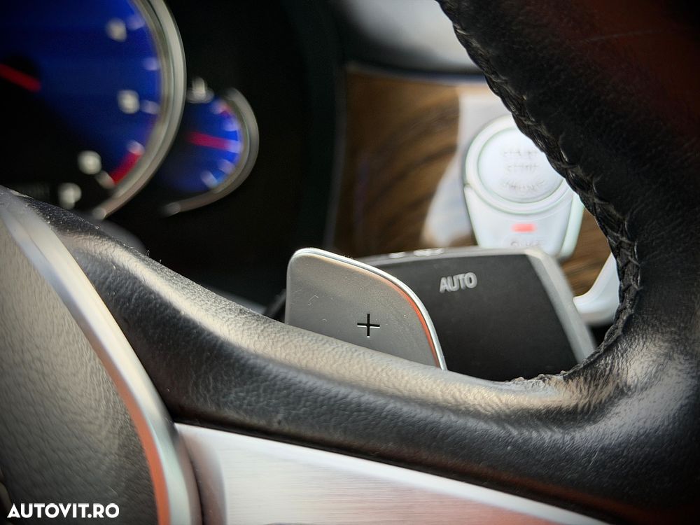 BMW Seria 7 730d BluePerformance Edition Exclusive - 37