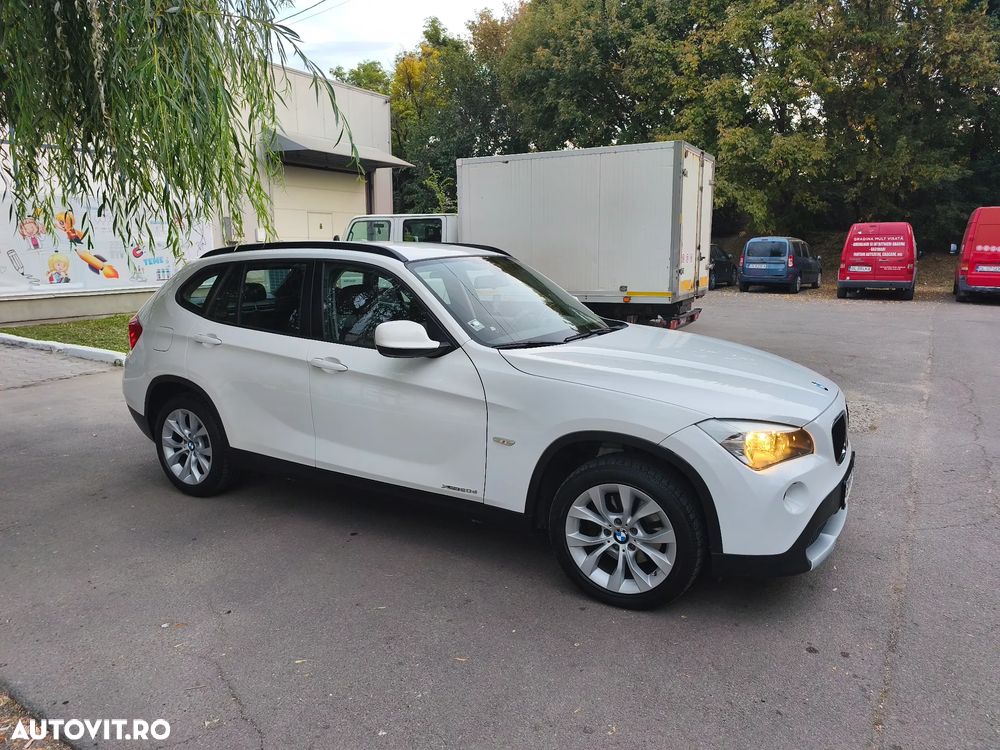 BMW X1 xDrive20d - 33