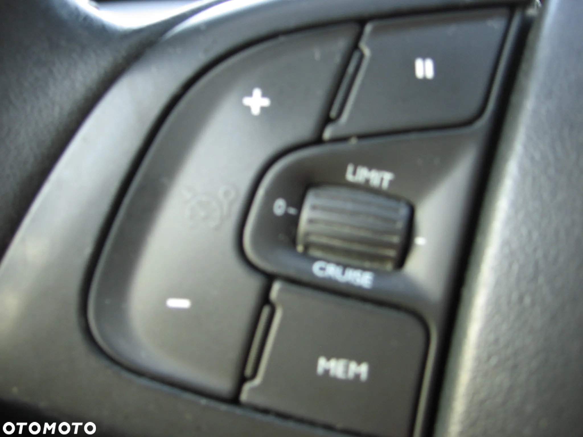 Citroën C4 Cactus BlueHDi 100 Stop&Start Live - 10