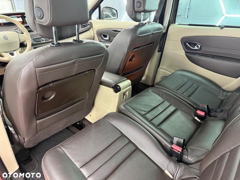 Renault Scenic Energy dCi 130 Start & Stop Bose Edition - 25