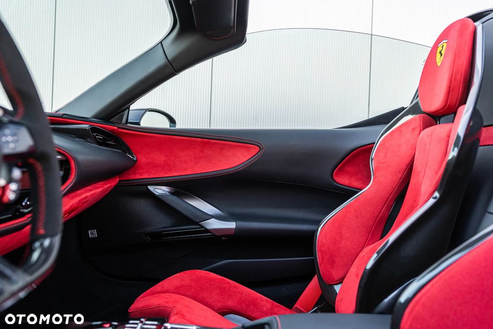 Ferrari SF90 Spider - 23