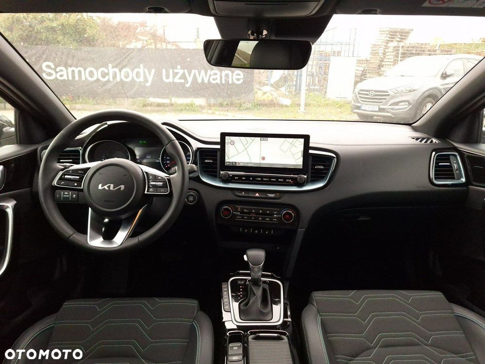 Kia XCeed 1.6 T-GDI Tribute DCT - 18