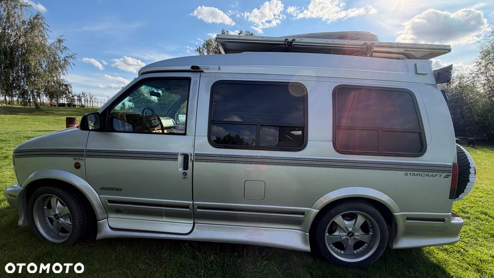 Chevrolet Astro - 3