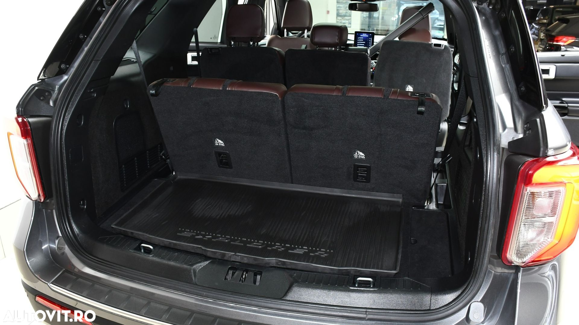 Ford Explorer 3.0 PHEV Platinum - 13