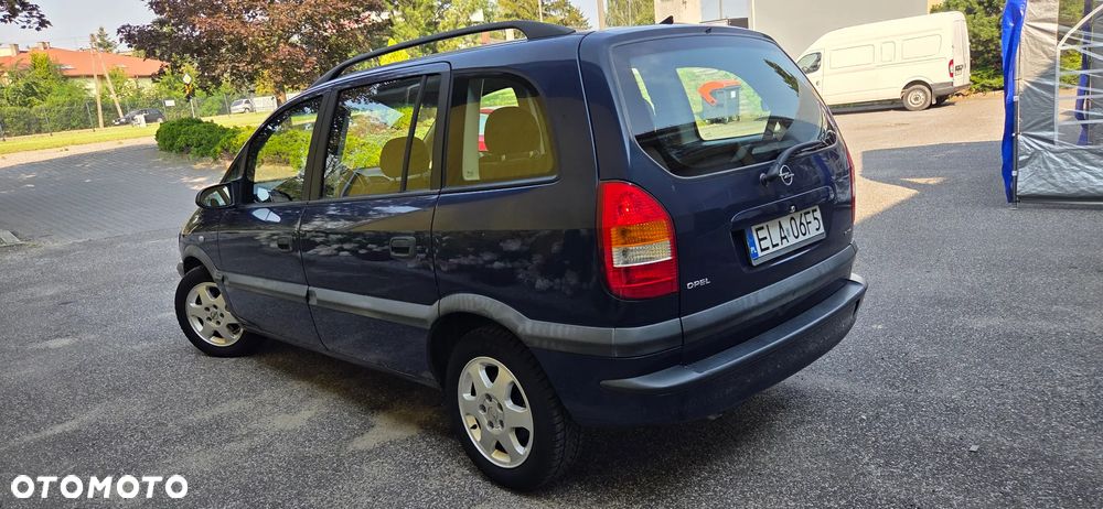Opel Zafira 1.6 16V Elegance - 3