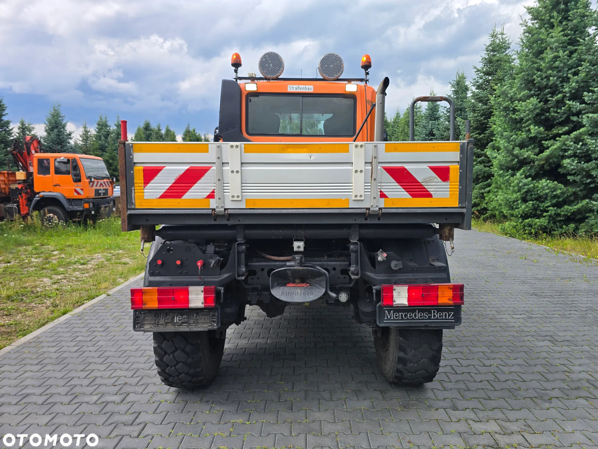 Unimog U400 - 7
