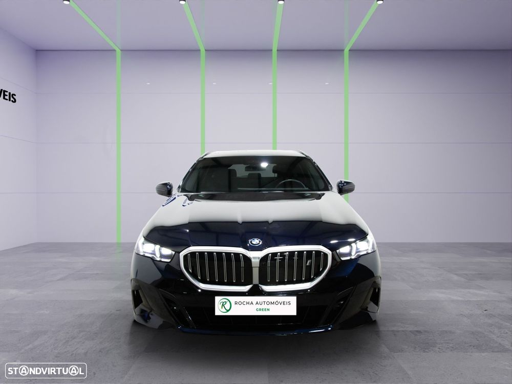 BMW i5 Touring eDrive40 - 2