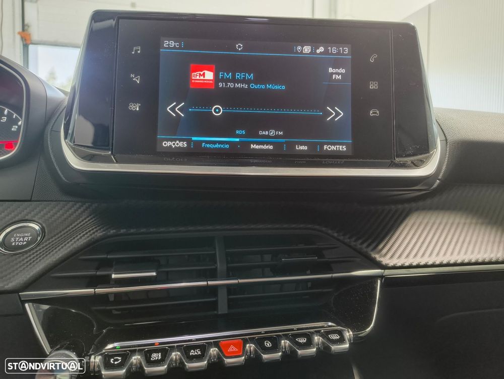 Peugeot 2008 1.2 PureTech Allure - 16