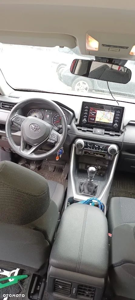 Toyota RAV4 2.0 Active 4x2 - 5