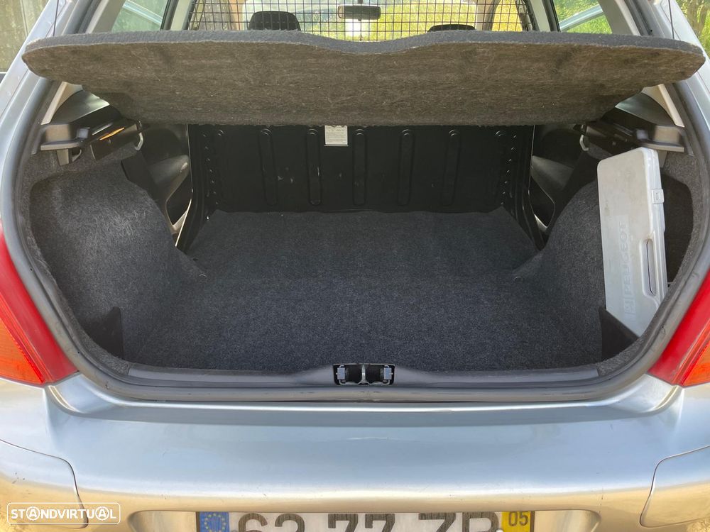 Peugeot 307 1.6 HDi Premium - 19