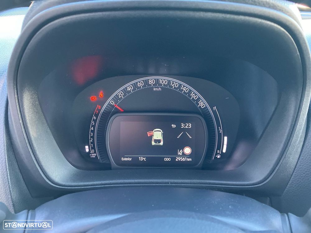 Toyota Aygo X 1.0 Undercover - 14