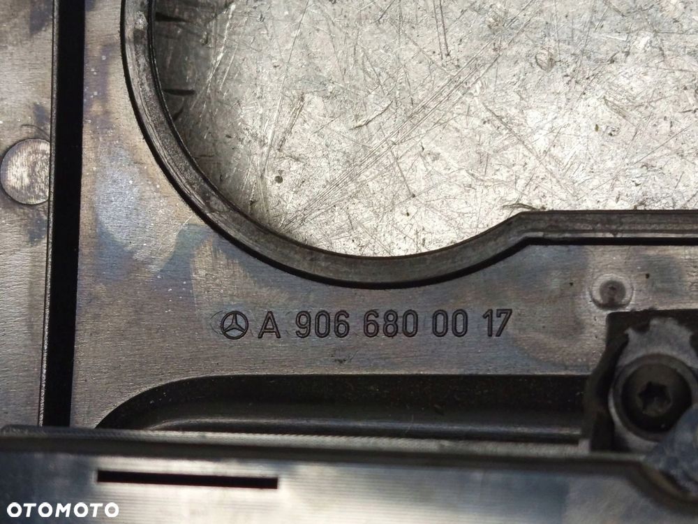 Ramka Środkowa Radia Panel Deski Mercedes-Benz Sprinter W906 A9066800017 - 15