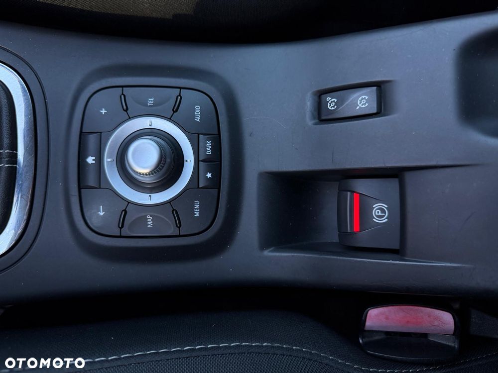 Renault Megane ENERGY TCe 115 Start & Stopp LIMITED - 29