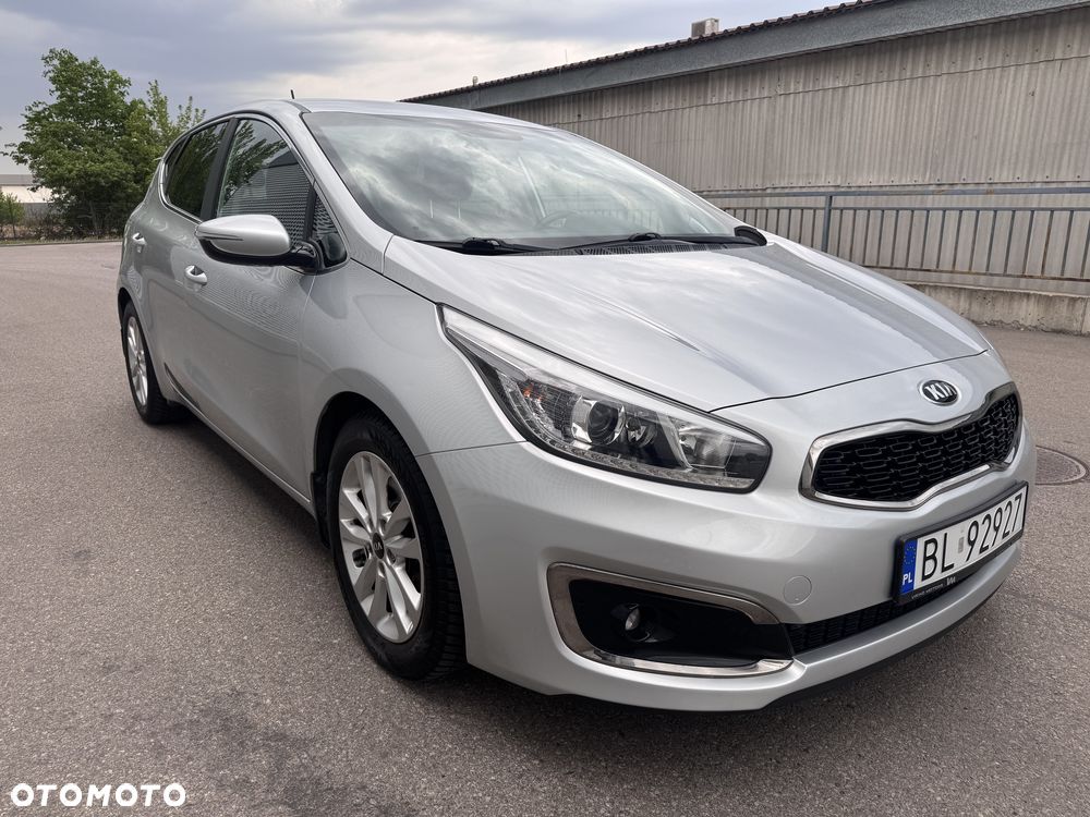 Kia Ceed 1.6 GDI DCT Platinum Edition - 13