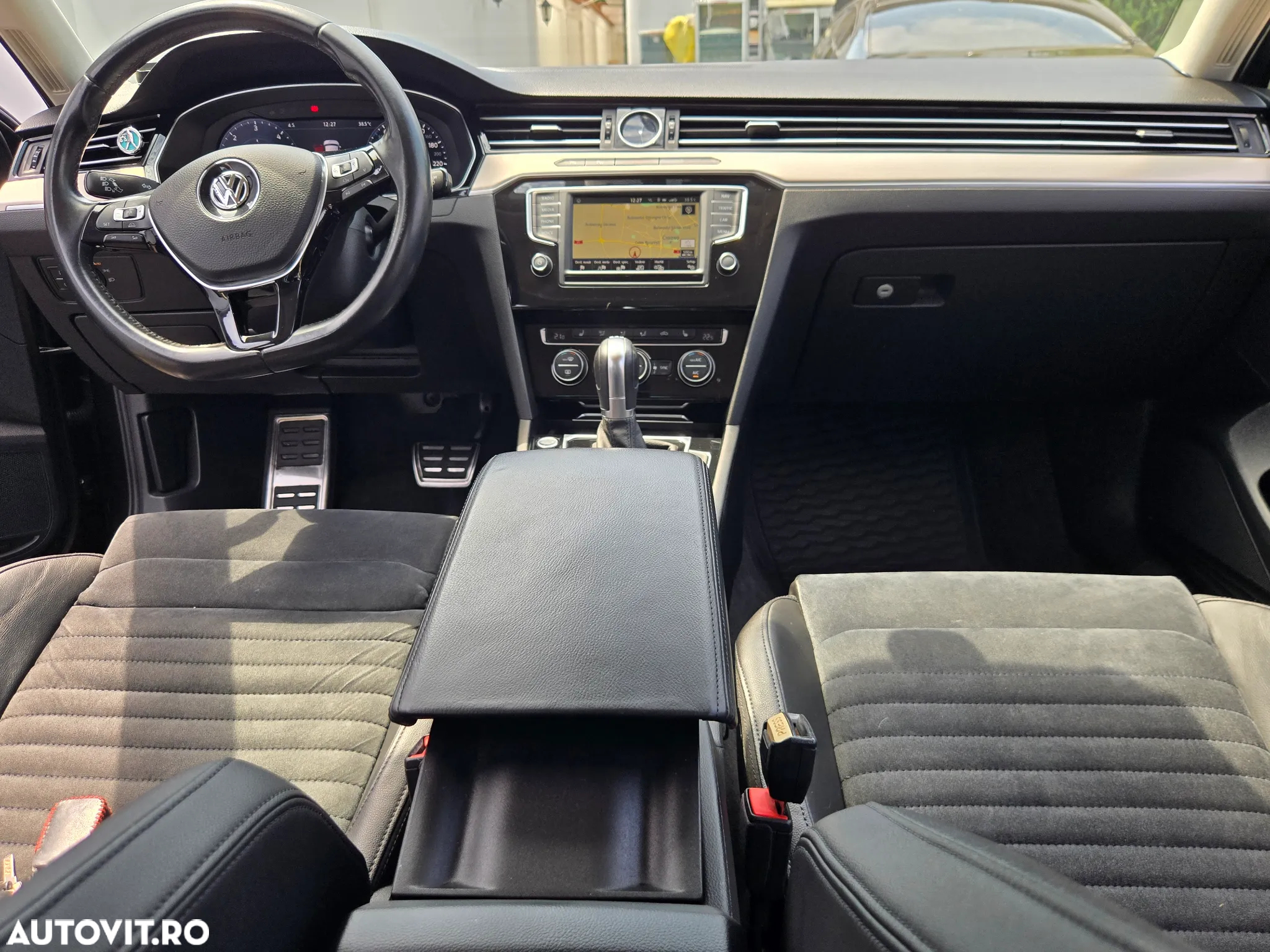 Volkswagen Passat - 17