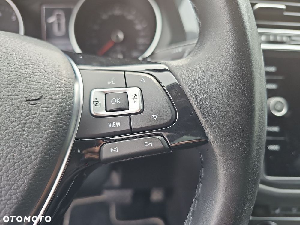 Volkswagen Tiguan - 15