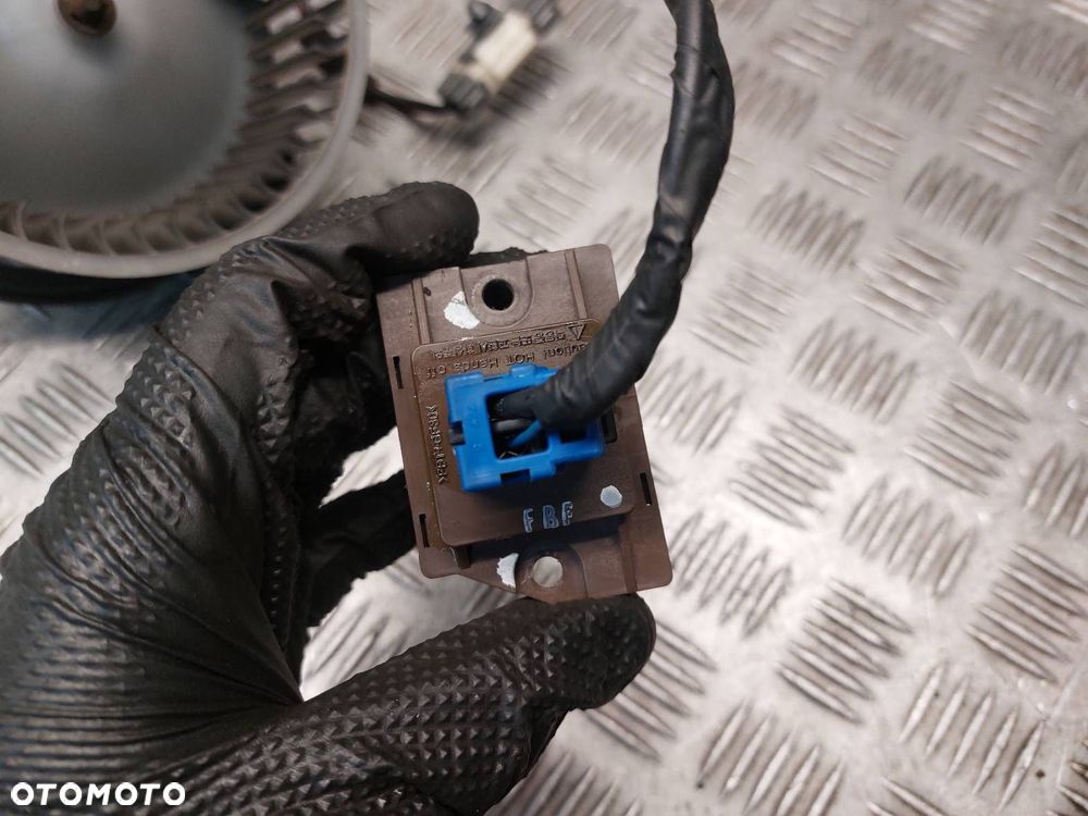 DMUCHAWA WENTYLATOR NAWIEWU + REZYSTOR KIA CEED I LIFT F00S33F023 - 2