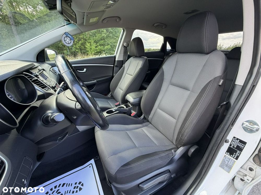 Hyundai i30 - 17