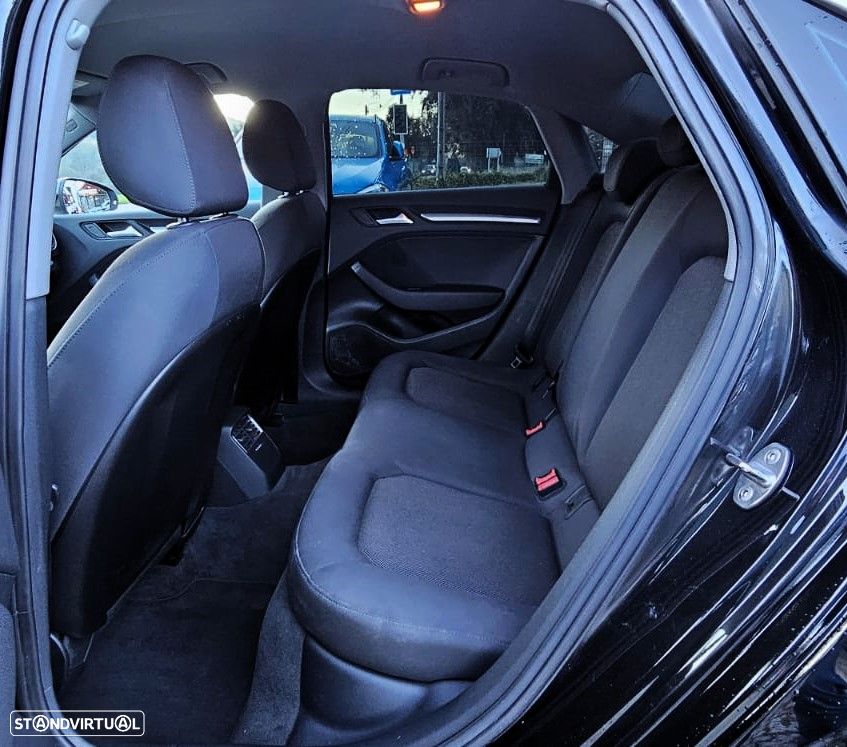 Audi A3 Limousine 1.6 TDI Sport - 23