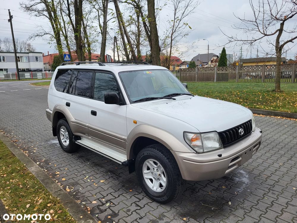 Toyota Land Cruiser - 8