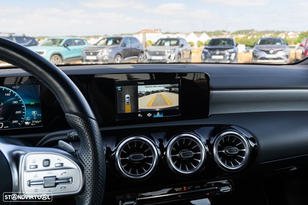 Mercedes-Benz A 250 Limousine e 8G-DCT AMG Line - 20