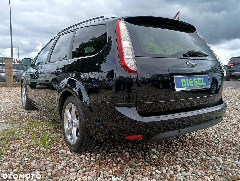 Ford Focus 1.6 TDCi Titanium ECOnetic - 4