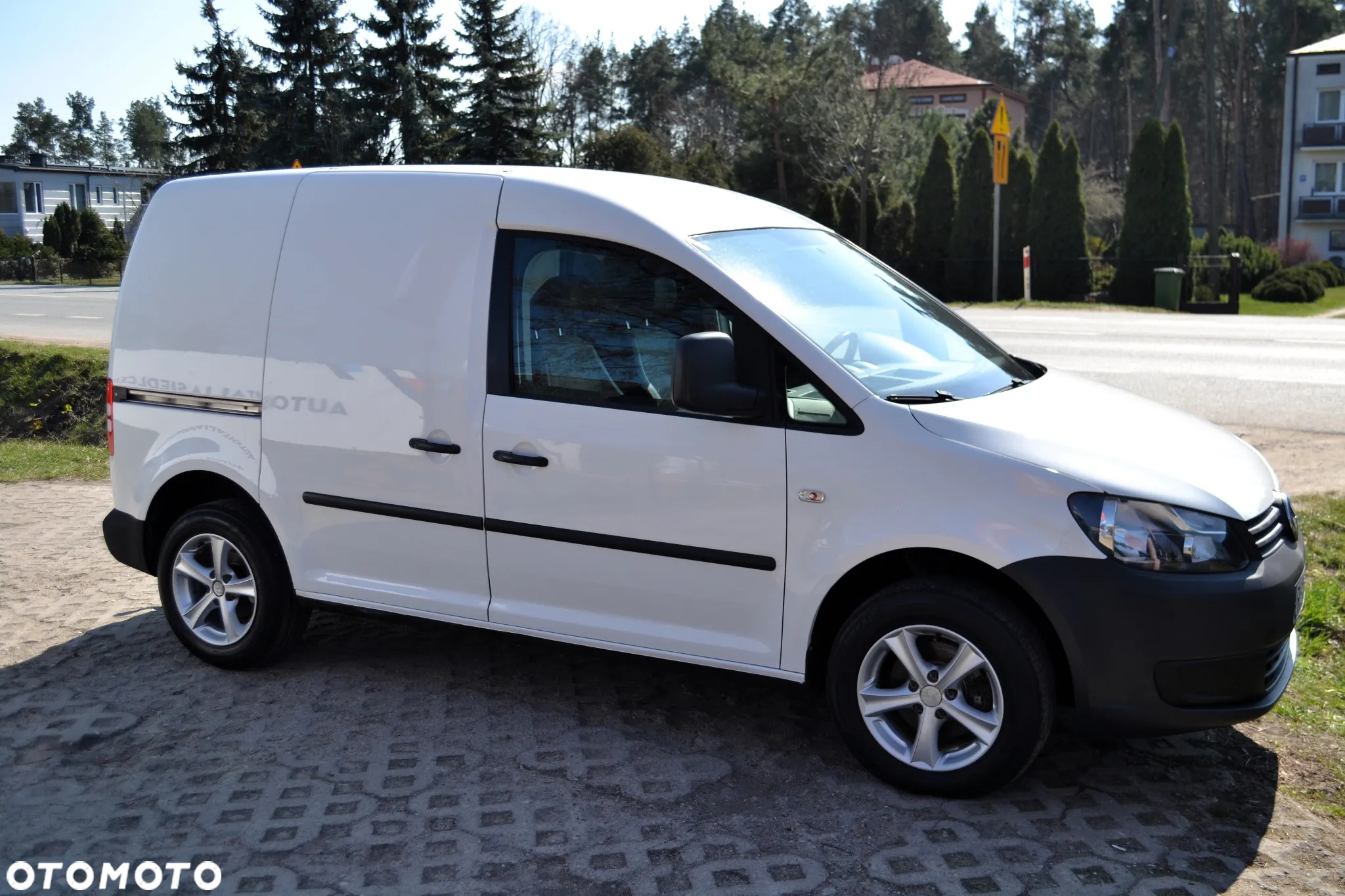 Volkswagen CADDY - 13