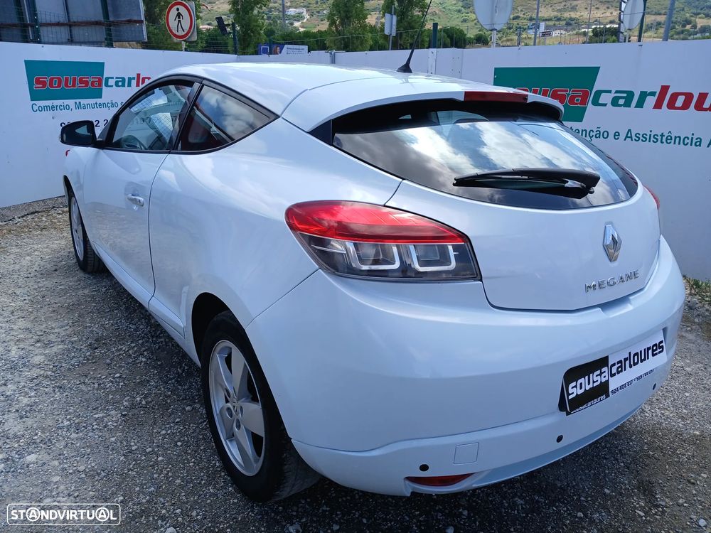 Renault Mégane Coupe 1.5 dCi Dynamique - 10