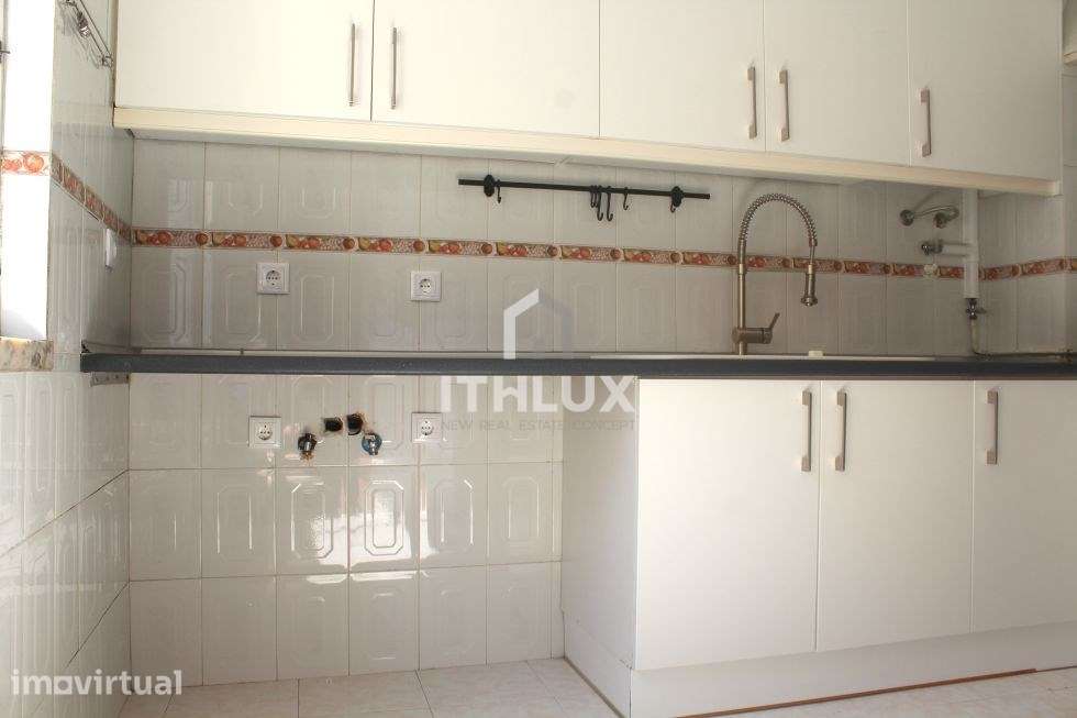 Apartamento T4 nas Mercês - Grande imagem: 3/26
