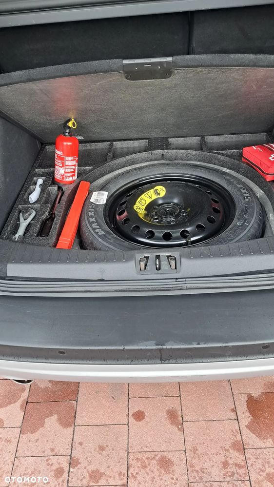 Ford Kuga Vignale 1.5 EcoBoost FWD ASS MMT6 - 8