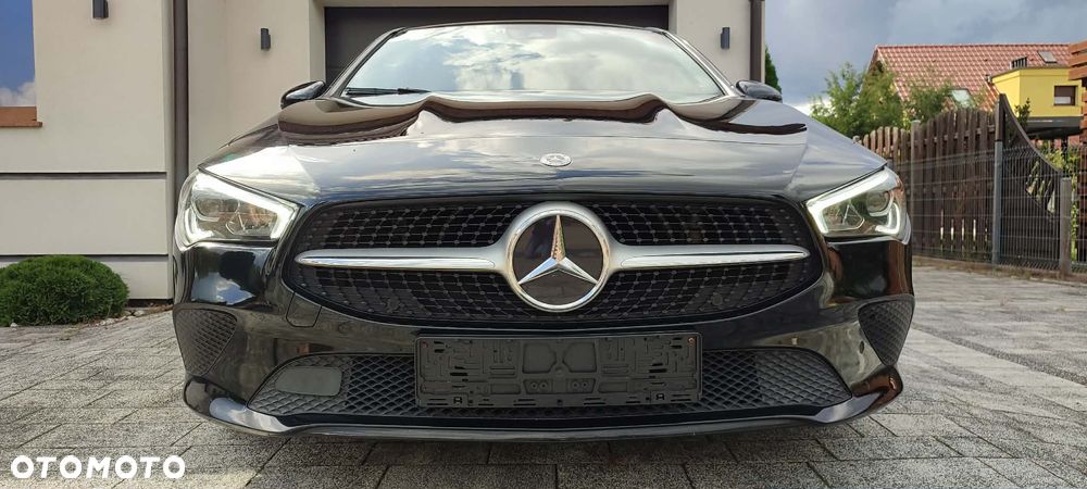 Mercedes-Benz CLA 180 7G-DCT - 5