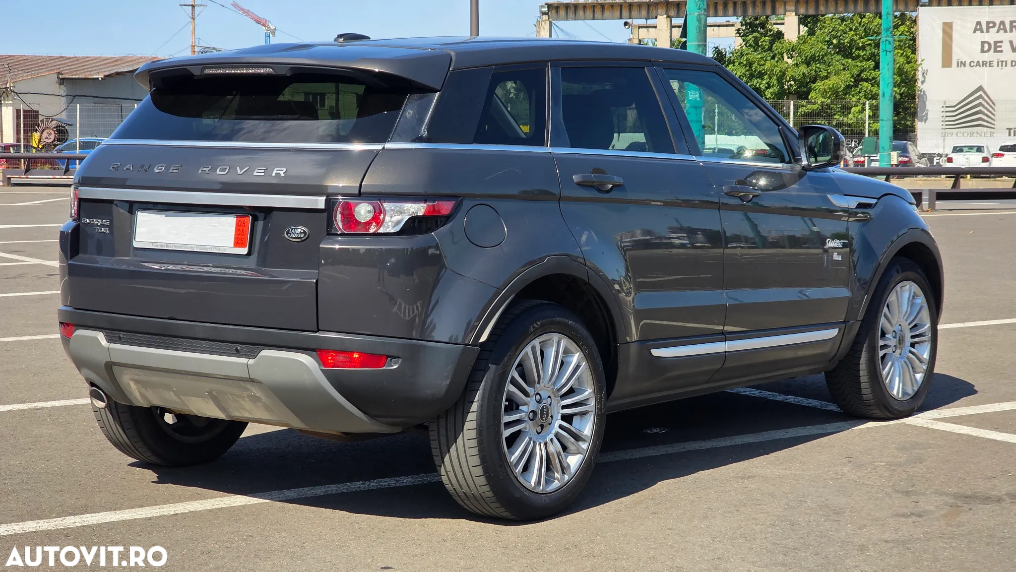 Land Rover Range Rover Evoque - 16
