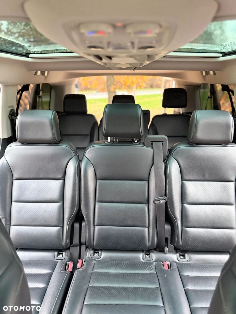 Peugeot Traveller - 13