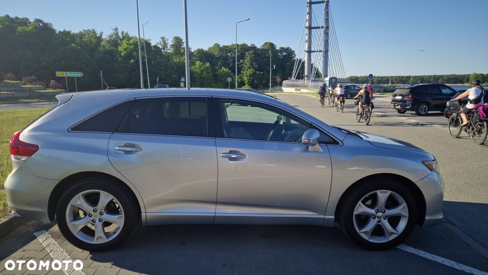 Toyota Venza 3.5 V6 AWD - 1