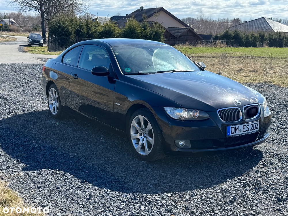 BMW Seria 3 320i - 3