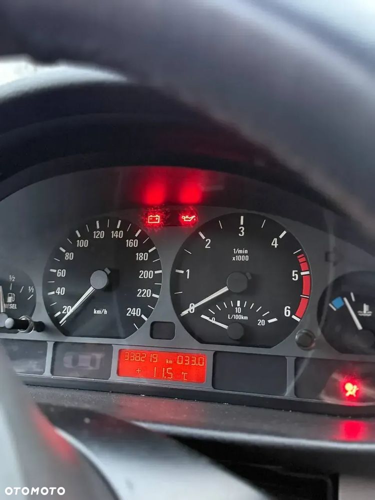 BMW Seria 3 330d - 10