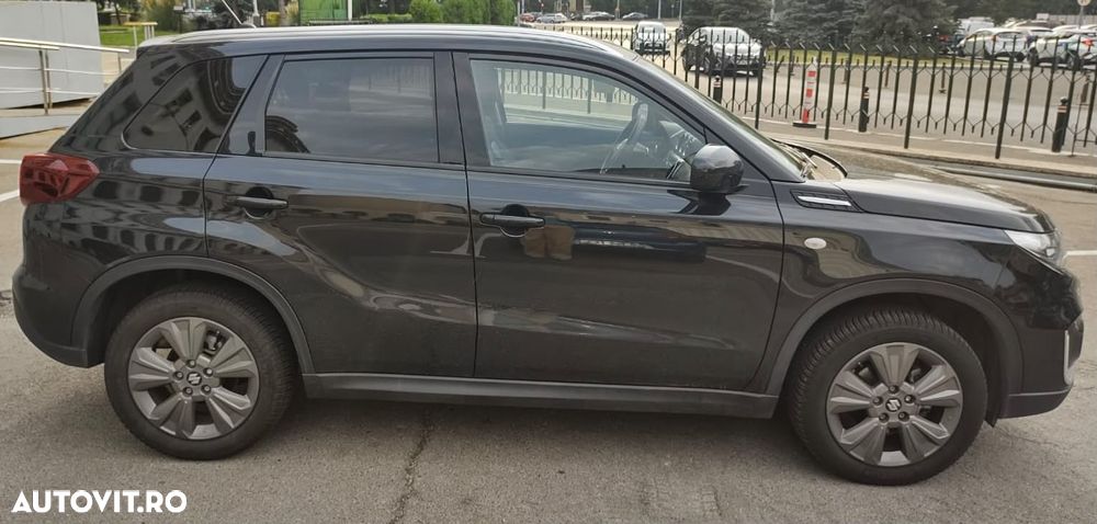 Suzuki Vitara 1.4 Boosterjet AllGrip MHEV Passion - 1