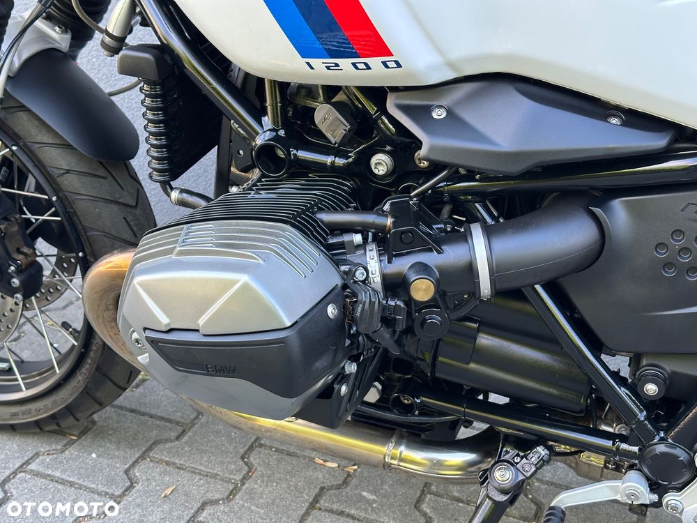 BMW R - 18