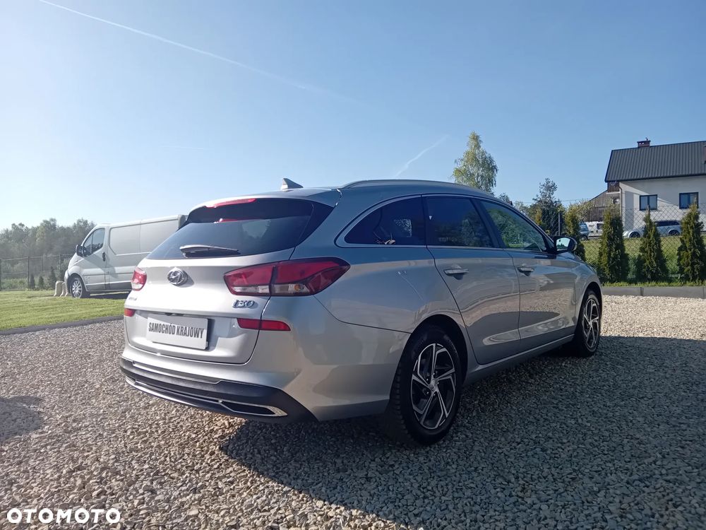 Hyundai i30 1.6 D Comfort - 21