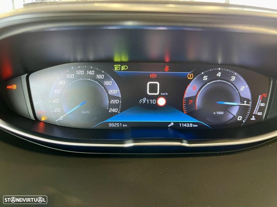 Peugeot 3008 PureTech 130 Stop & Start GPF Crossway - 14