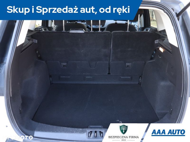 Ford Kuga - 15
