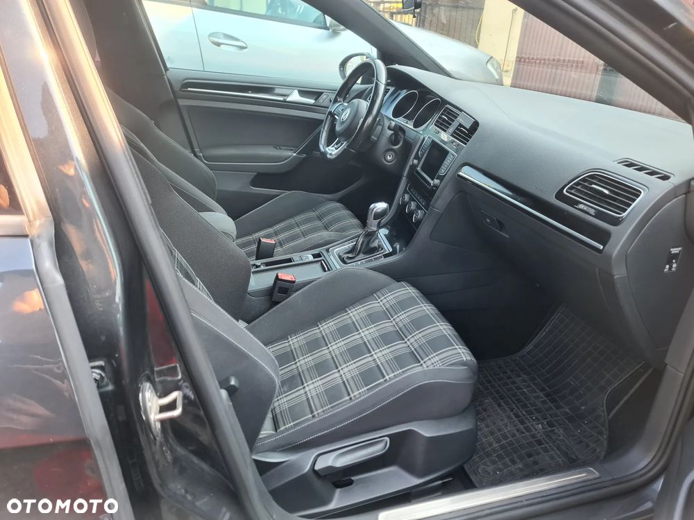 Volkswagen Golf GTD (BlueMotion Technology) DSG - 15