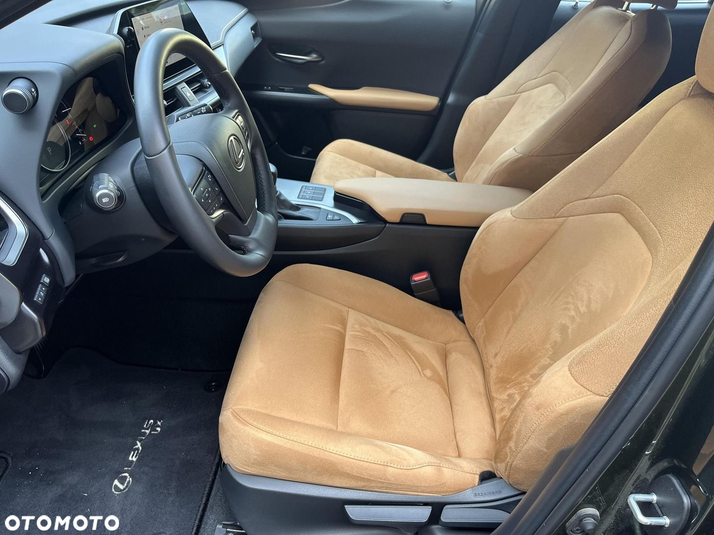 Lexus UX - 20